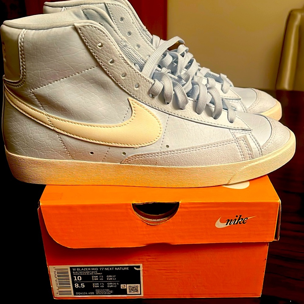 NWT Nike blazer light blue 9.5-10 women’s shoe
